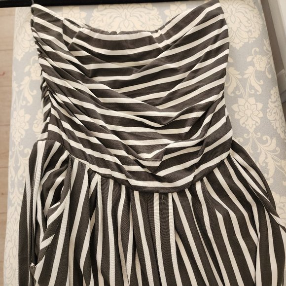 Strapless tube romper jumpsuit - Picture 3 of 3